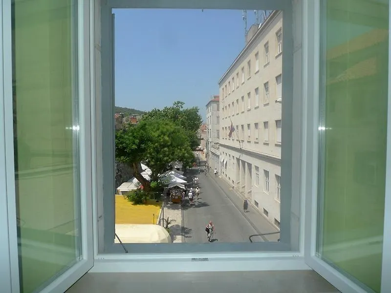Optimist Split/City Center 0*, Split Kroatien